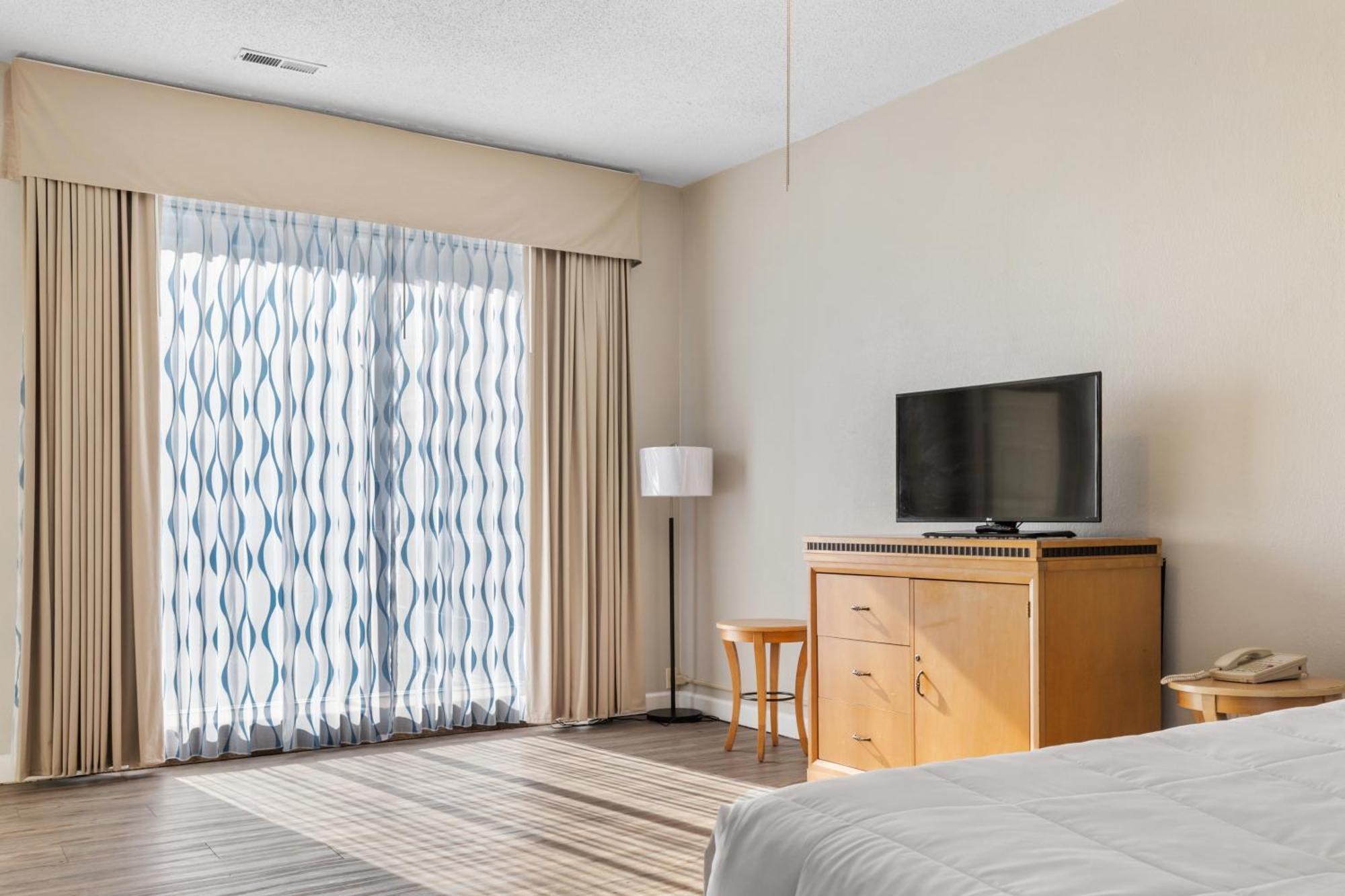 מירטל ביץ' Ocean Crest Inn And Suites חדר תמונה