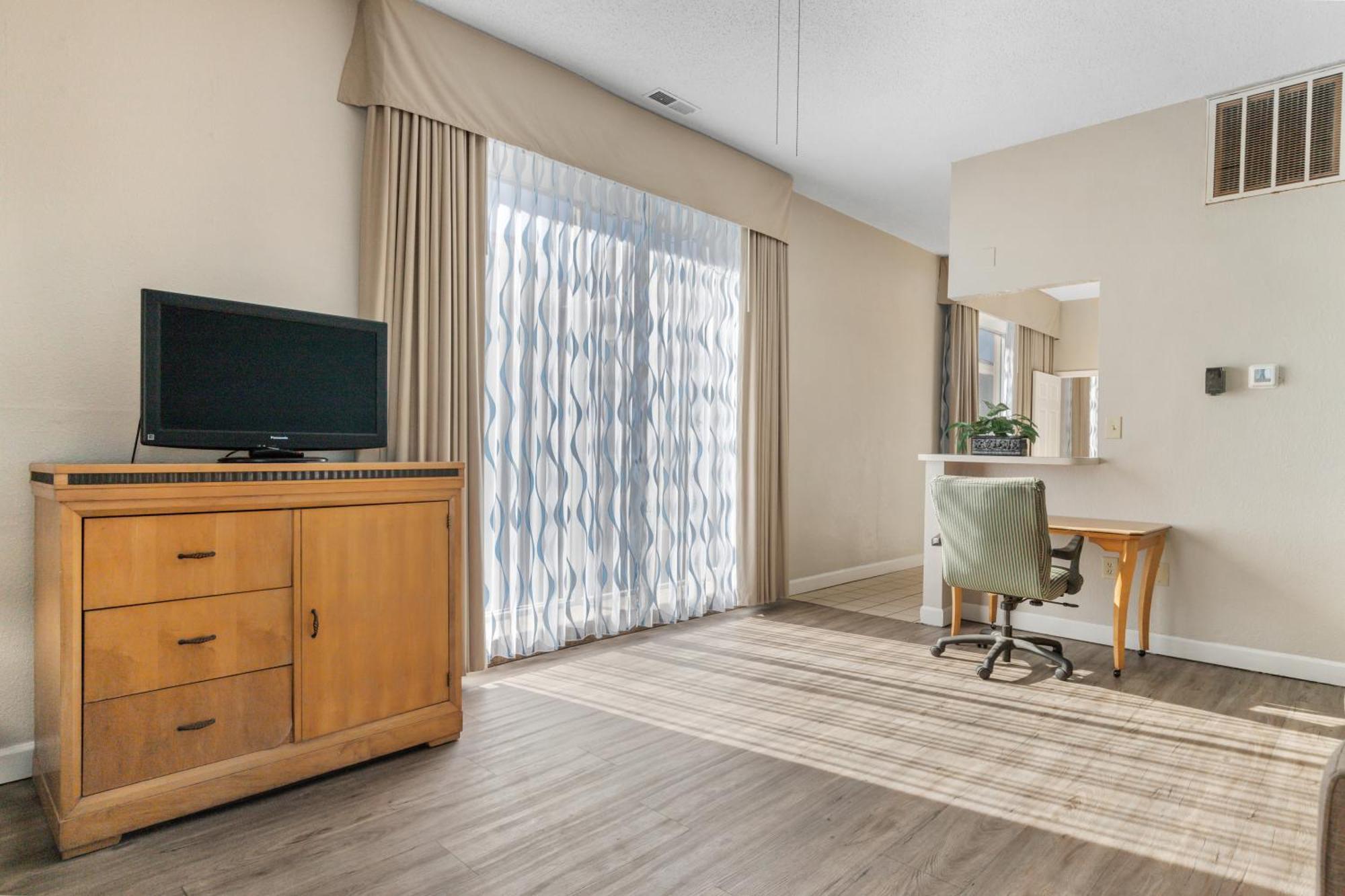 מירטל ביץ' Ocean Crest Inn And Suites חדר תמונה