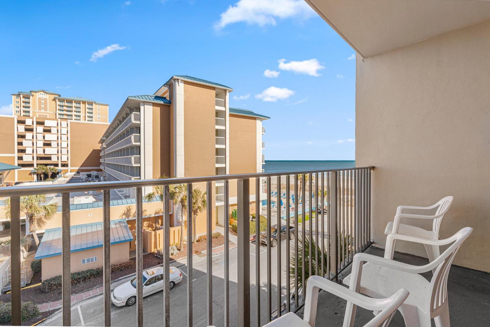 מירטל ביץ' Ocean Crest Inn And Suites מראה חיצוני תמונה