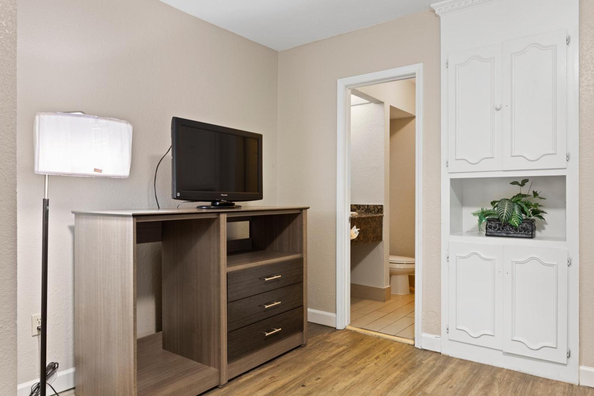 מירטל ביץ' Ocean Crest Inn And Suites חדר תמונה