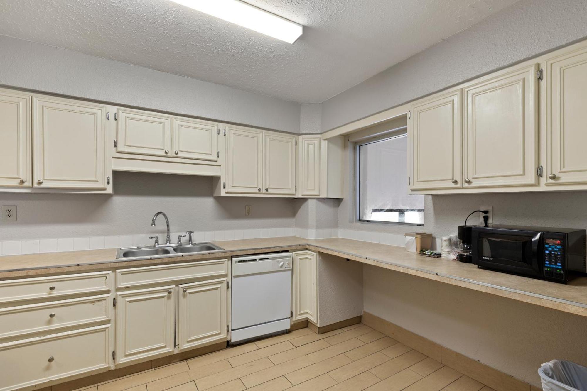 מירטל ביץ' Ocean Crest Inn And Suites חדר תמונה